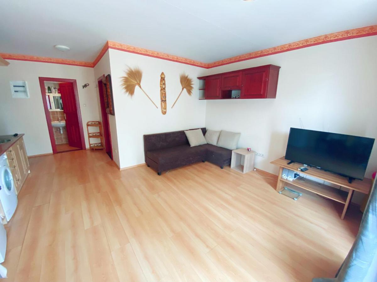 Ddb Apartman Siófok Eksteriør billede